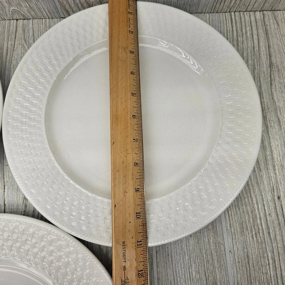 Oneida Westerly Basket White Stoneware Dinner Plates Set of 3 Textured Rim 11